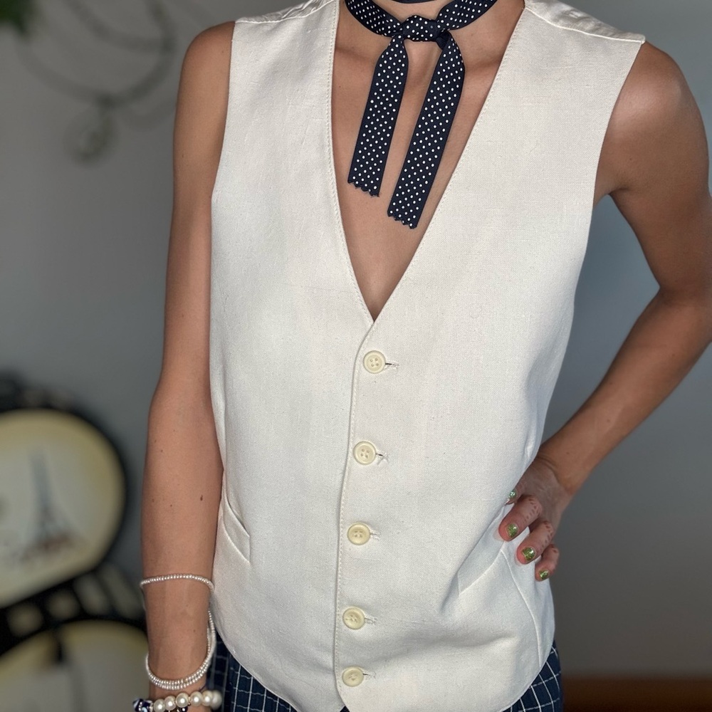 Vintage 60s Sleeveless Menswear Vest Cream Top Soft White